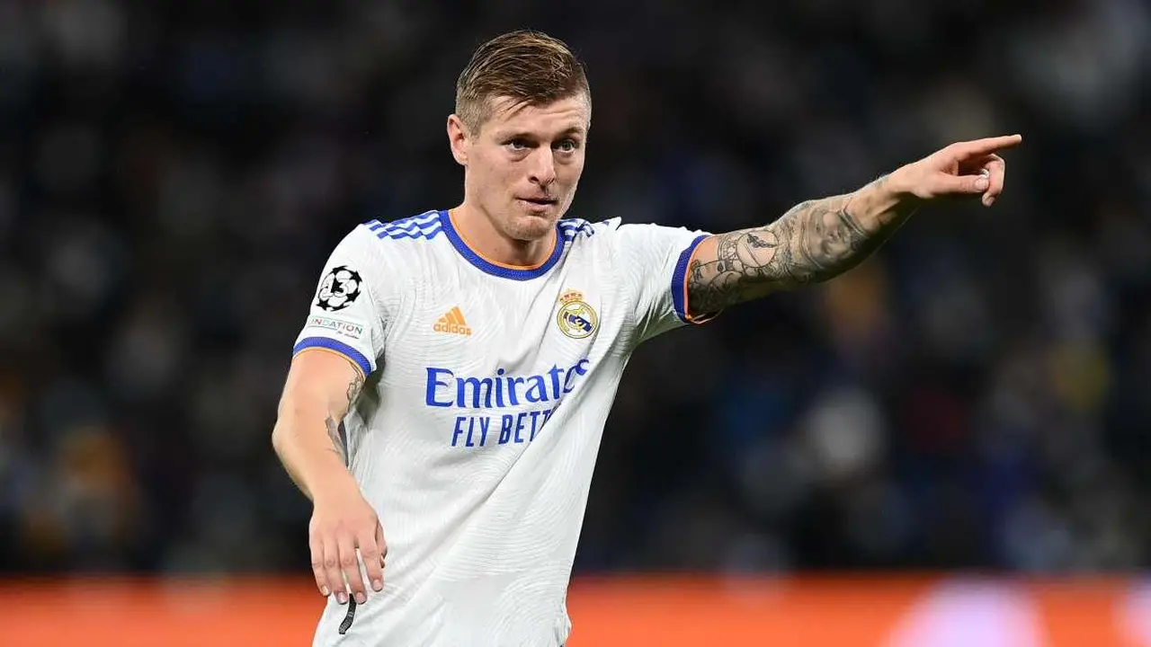 توقعات كروس لكأس العالم 2026.. مرشحون ومدرب مثالي للتعاون